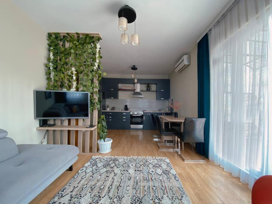 Apartamento Siera'S Penthouse Pristina Exterior foto